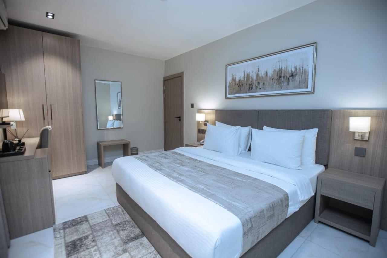 Knightsbridge Hotel & Suites Abuja Exterior photo